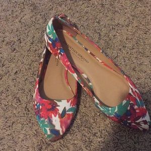 New floral flats